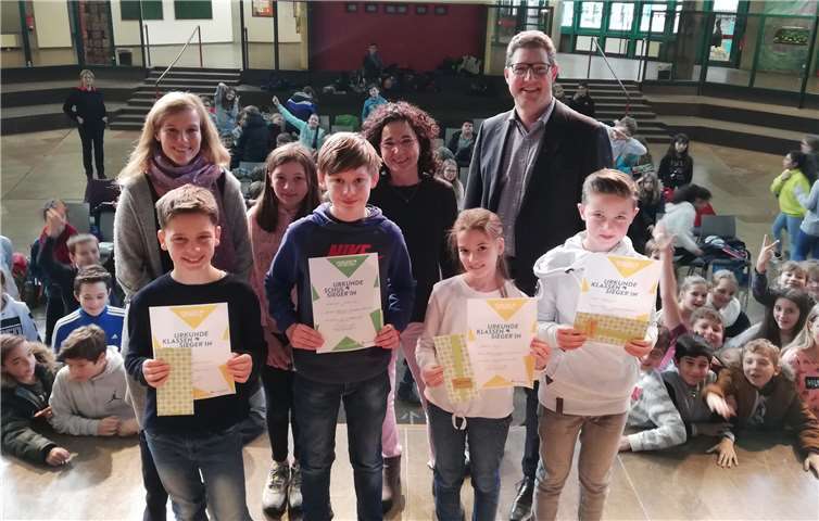 Die Klassen- und der Schulsieger wurden ausgezeichnet. Foto: Konrad-Adenauer-Gymnasium