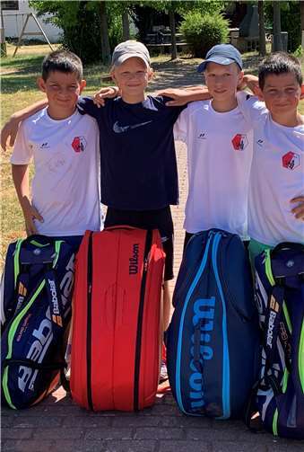 Die Knaben zwölf Mannschaft steigt in die erste Bezirksliga auf.