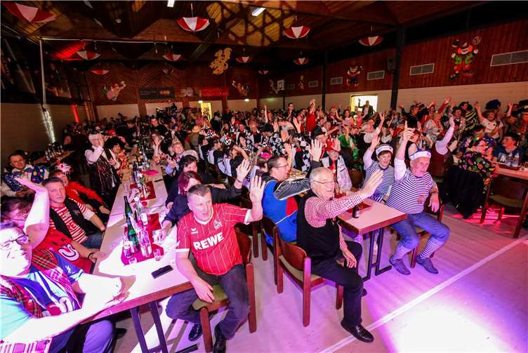 Die Kobern-Gondorfer feiern gut und gerne, das zeigte die voll besetzte Schlossberghalle.