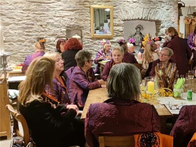 Die Koberner Möhnen feierten den Karnevalsbeginn. Foto: privat