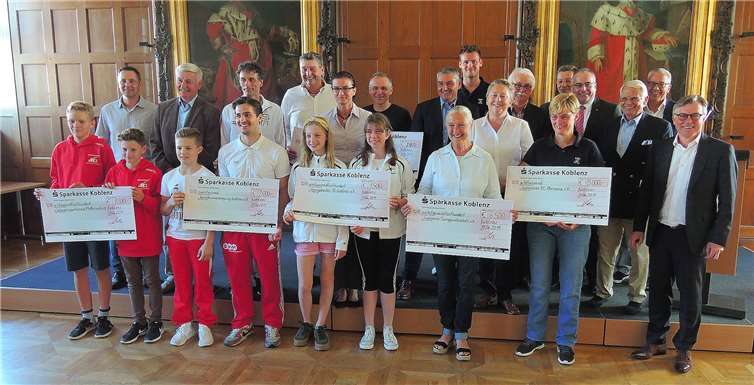 Die Koblenzer Sportstiftung förderteVereine, Schulen und Institutionen mit insgesamt 23.500 Euro. Fotos: BSB