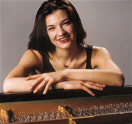 Die Kölner PianistinNadja Bulatovic. privat