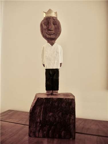 Die Königsskulptur, die im Hospiz verbleibt.