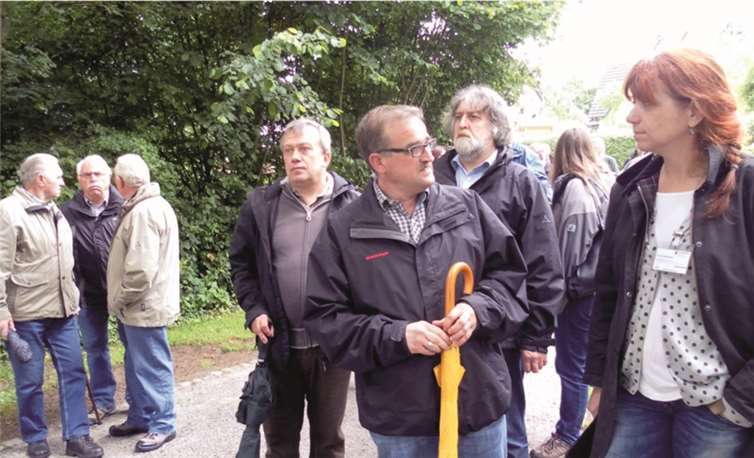 Die Kommission des Gebietsentscheides vom Wettbewerb „Unser Dorf hat Zukunft 2015“ besucht Urbach.privat