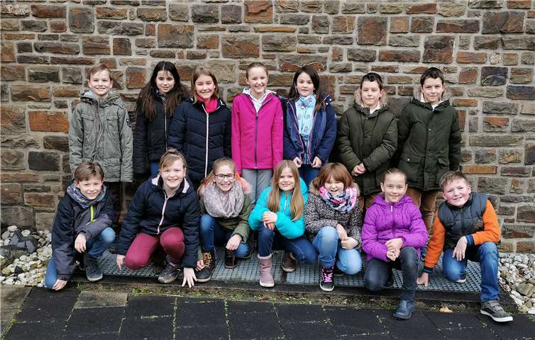 Erstkommunion 2020 wird nachgeholt Die Kommunionkinder freuen sich, dass ihre Erstkommunionfeiern bald stattfinden können. Foto: privat