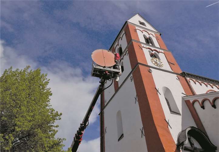 Die Kosten für die Zifferblätter sind zum größten Teil durch den Erlös des jüngsten Pfarrfestes gedeckt.privat