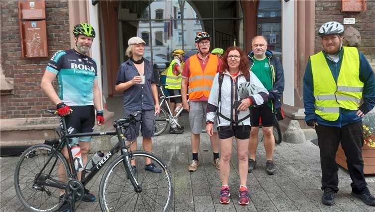 Die Kreisgrünen während der Befahrung der Strecke Untershausen – Montabaur.Quelle: Bündnis 90/Die Grünen im Kreistag Westerwald