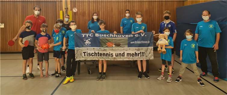 Die Kreissparkasse in Rheinbach förderte die Anschaffung eines Tischtennistisches.Foto: privat