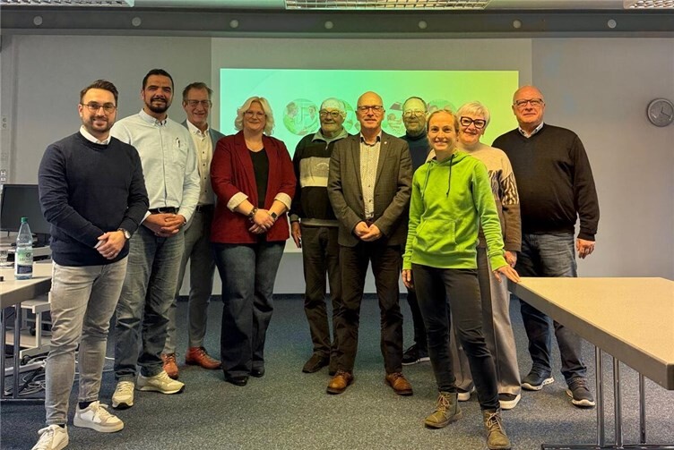 Die Kreistagsfraktion der SPD Kreis MYK traf sich mit der Leitung des Krankenhauses Mayen.Foto: privat