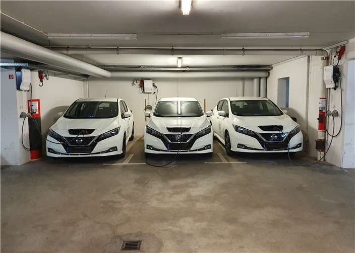 Die Kreisverwaltung Cochem-Zell stockte ihren Fuhrpark mit drei neuen E-Autos auf. Foto: TE