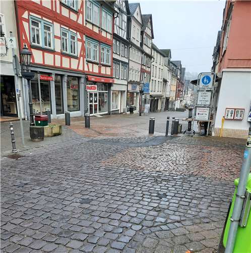 Die Kreuzung Kirchstraße / Elisabethenstraße wird vom 1. März an für zwei Wochen für Fahrzeuge gesperrt. Hier wird ein fußgängerfreundliches Pflaster eingebaut. Foto: Stadt Montabaur