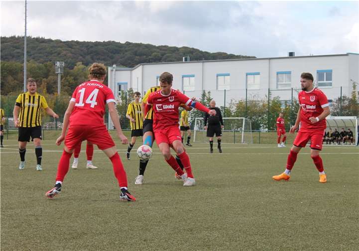 Die Kripper dominierten das Spiel, konnten aufgrund mangelnder Passgenauigkeit jedoch selten gute Aktionen starten.  Foto: SV Kripp