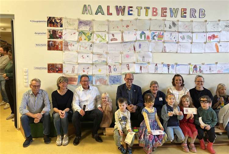 Die Kunstwerke der Kinder zum „Fest der Elemente".Fotos: Silvia Allar