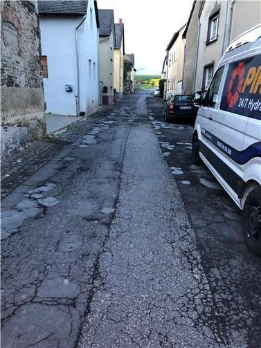 Die L 112 durch Rüber.