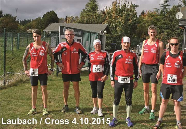 Die LG-Gruppe beim Cross-Start in Laubach.privat