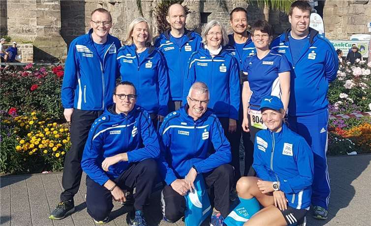 Die LG-ler vor dem Start in Trier. privat
