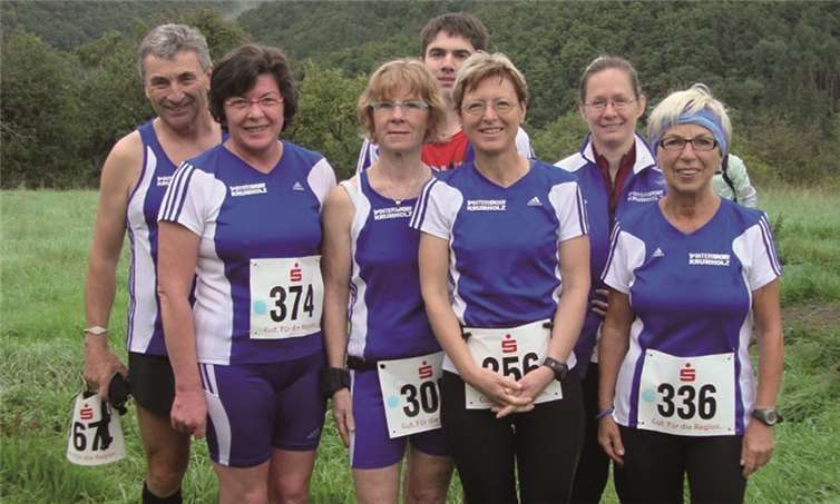 Die LG’ler vor dem Start beim vierten Panoramalauf in Altenahr. privat