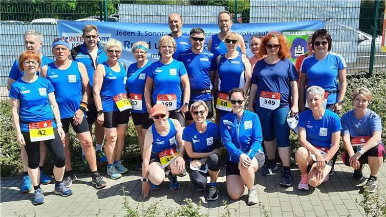 Die LG’ler vor dem Start des Ahrtallaufs in Vettelhofen. Foto: privat