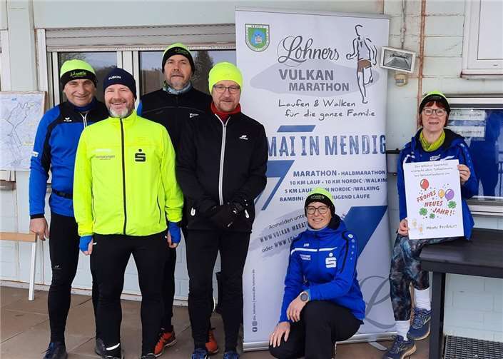 Die LG’ler vor dem Start in Alfter.  Foto: Peter Jeandree