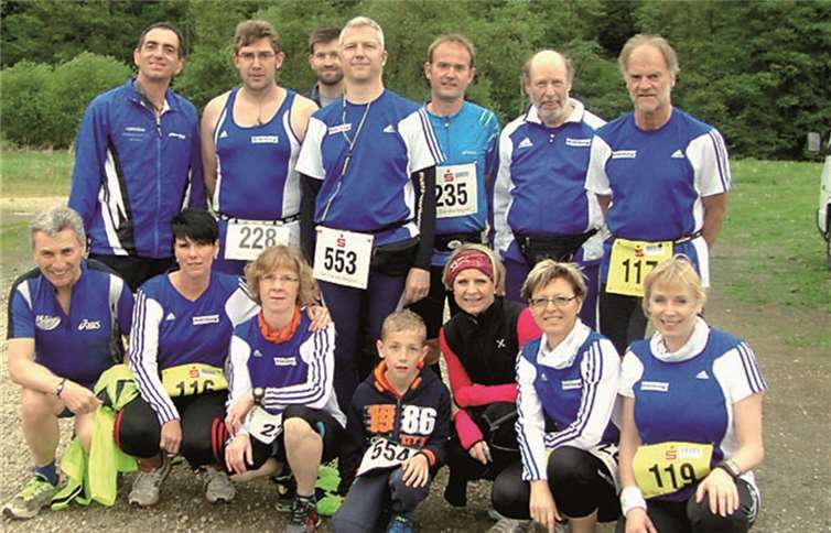 Die LGler vor ihrem Start zur Teufelsley. privat