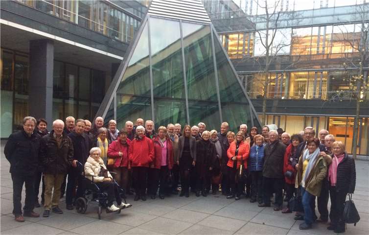 Die Landtagsabgeordnete Ellen Demuth lud die Mitglieder der Senioren Union Neuwied zu einem interessanten und spannenden Tag nach Mainz ein. Foto: privat