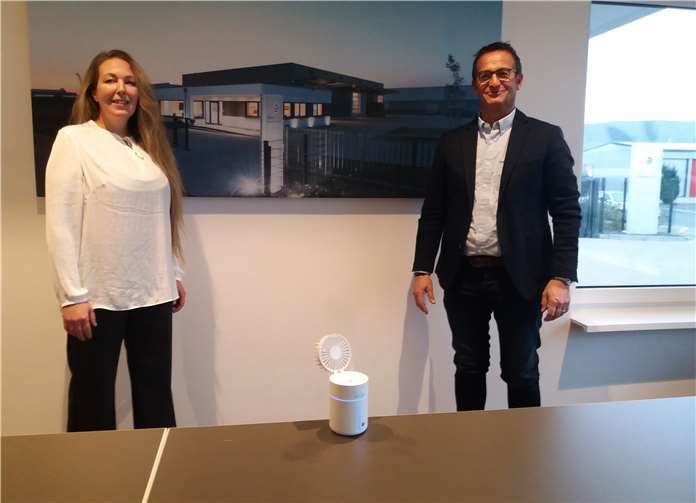 Die Landtagskandidatin der Grünen für den Wahlkreis 10, Carmen Bohlender bei ihrem Besuch bei BeviClean im Mülheim-Kärlicher Gewerbepark. Foto: Bündnis 90/Die Grünen, Ortsverband Vallendar