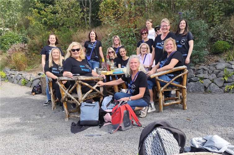 Die Langenfelder Möhnen. Foto: Sepp Ant