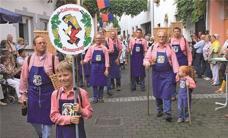 Die Lehmer Razejunge beim Festumzug in Winningen. privat