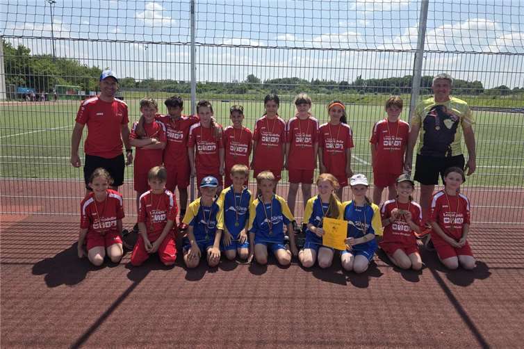 Die Leichtathletik-Schulmannschaft. Foto: Nils Herbst