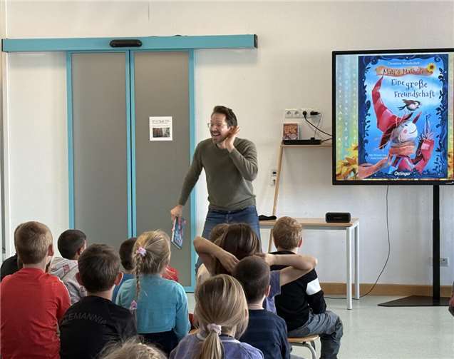 Die Lesung regte die Fantasie der Kinder an und wird sie sicher inspirieren, eigene Geschichten zu erfinden.  Foto: privat