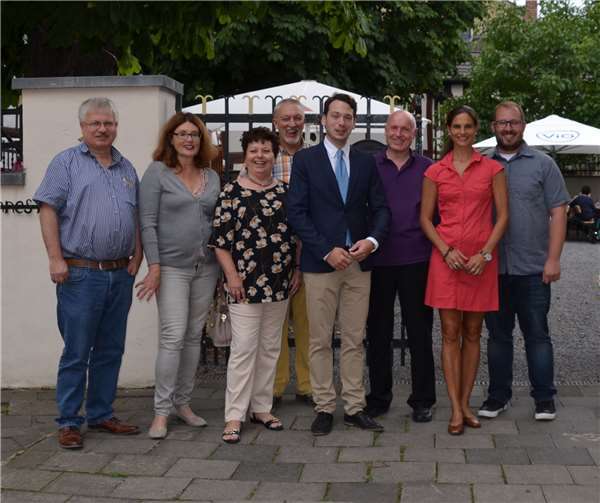 Die Liberalen freuen sich auf viele Gäste und gute Gespräche bei ihrem Sommerfest in Klebers Küche & Garten in Ahrweiler. Schönes Wetter ist fest eingeplant.Foto: privat