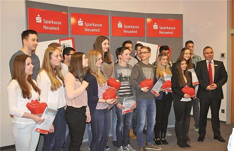 Die Linzer Schüler vor Beginn des Börsen-Planspiels.privat