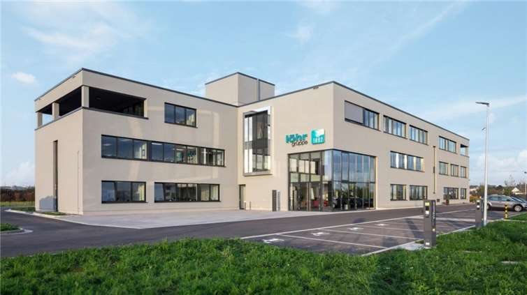 Die LöhrGruppe (Löhr & Becker Aktiengesellschaft) wird Teil der Van Mossel Automotive Group. Foto: Van Mossel Automotive Group