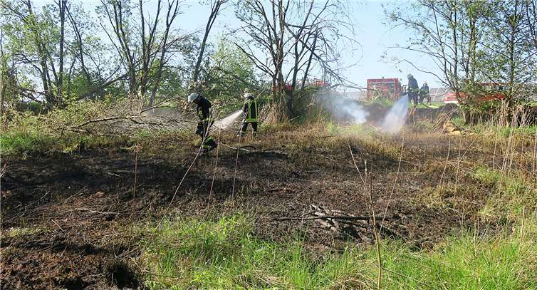 Die Löscharbeiten dauerten zwei Stunden an. Feuerwehr VG Puderbach