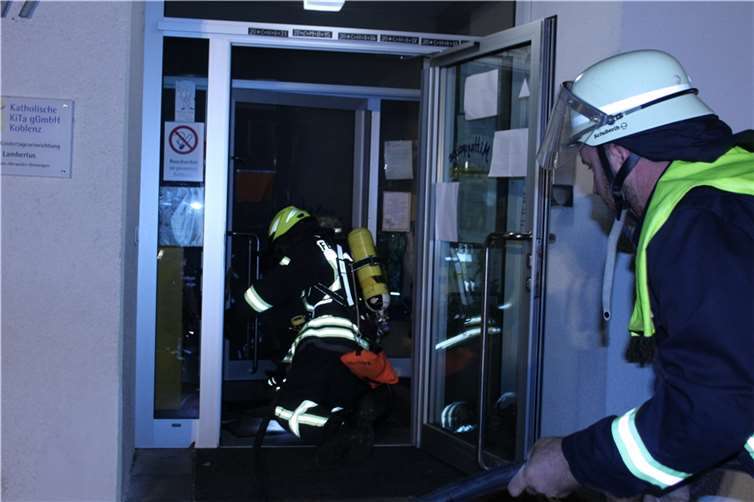 Die Löschgruppen Gimmigen, Heppingen und Kirchdaun trafen sich zu einer gemeinsamen Jahresabschlussübung.  Foto: privat