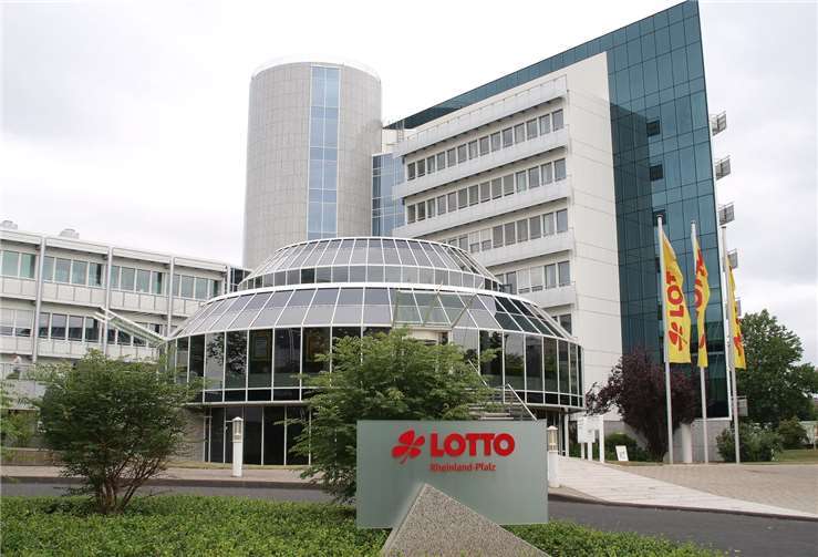 Die Lotto-Zentrale in Koblenzhatte zu ihrem ersten Tag der offenen Tür eingeladen.