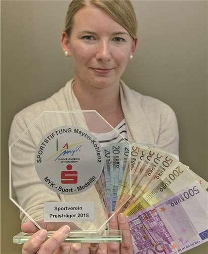 Die „MYK-Sport-Medaille“ ist nicht nur eine Anerkennung der geleisteten Arbeit, sondern auch mit einem Preisgeld von 2.000 Euro für zukünftige Aufgaben verbunden, wie Katrin Schüssler betont.Kreisverwaltung MYK