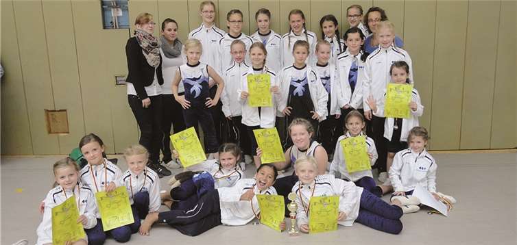 Die Mädchen der Turnriege des TV Feldkirchen erreichten den ersten Platz. privat