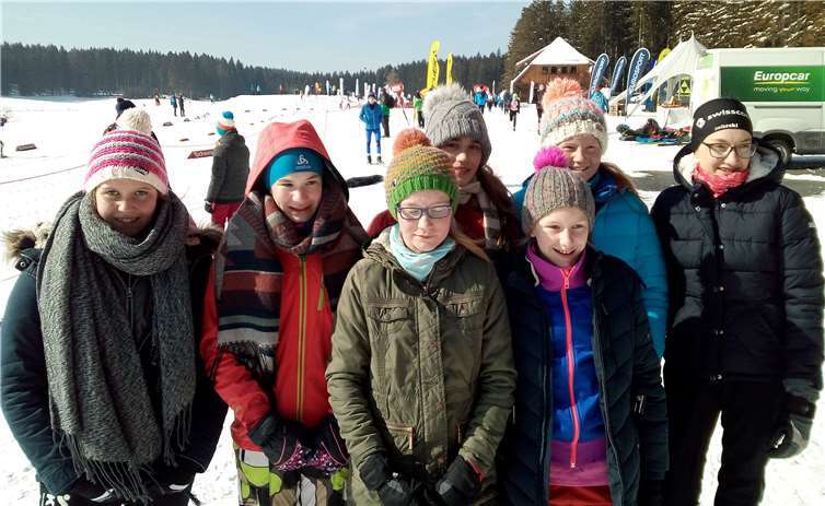 Die Mädchenmannschaft errang Platz 12... privat