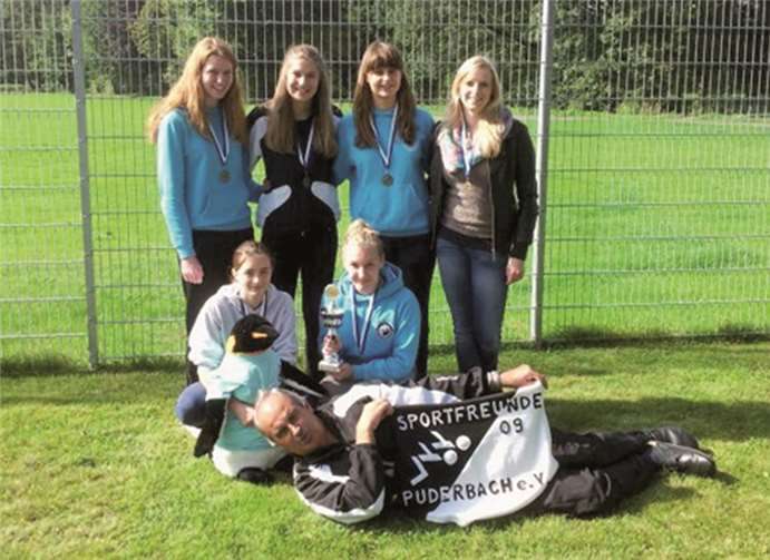 Die Mädchenmannschaft verwies ihre Konkurrenz auf die Plätze.  privat