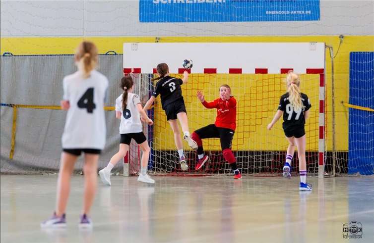 Die Mädels erreichten einen tollen 39:11-Auswärtserfolg. Foto: HetPix Fotodesign