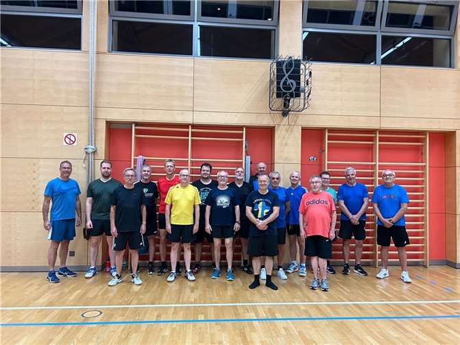 Die Männer-Fitnessgruppe der SPVGG Nickenich blickt im April des kommenden Jahres auf zehn Jahre sportliche Aktivität und gesellige Zusammenkünfte zurück. Foto: privat