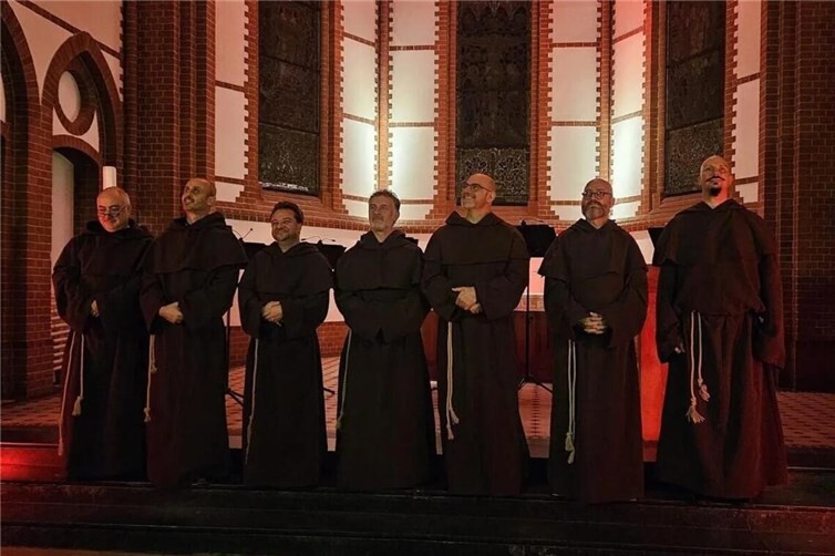 Die Magic Gregorian Voices.Quelle: Miro Live UG