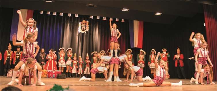 Die Magic Stars zeigen ihr tänzerisches Können.