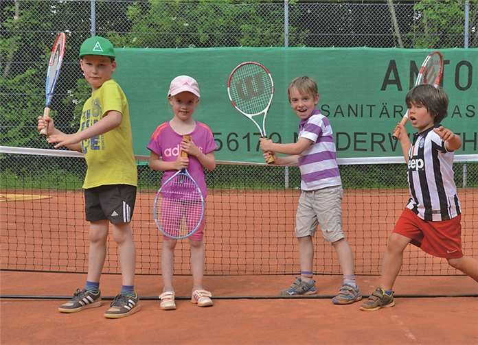 Die Mainzelmännchen (von links): Jakob Janning, Laura Frank, Vincent Hackbarth und Matteo Di Gennaro.