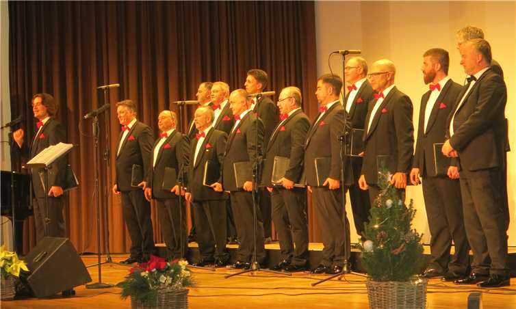 Die „Mainzer Hofsänger“ begeisterten das Wirgeser Publikum auf einem hohen Niveau. WR