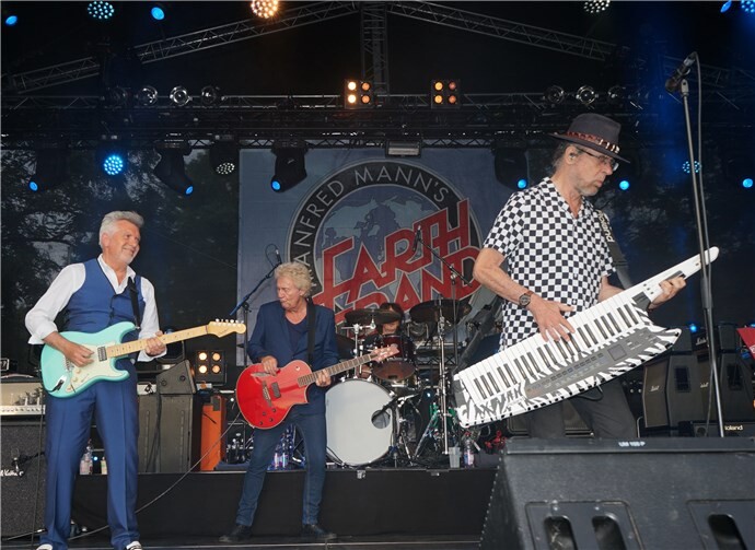 Die Manfred Mann’s Earth Band begeisterte das Publikum auf der Hauptbühne auf dem Himmeroder Wall.
