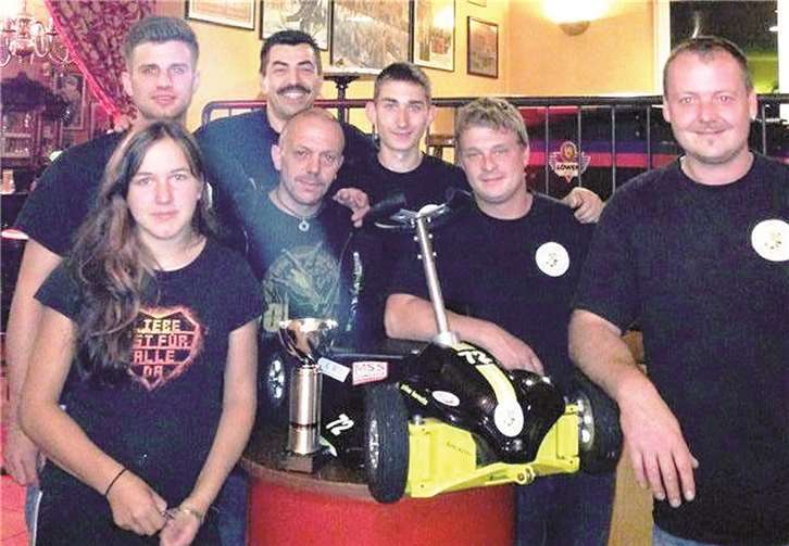 Die Mannschaft aus Kempenich befindet sich auf dem Erfolgskurs im Bobby-Car-Rennen.  Privat