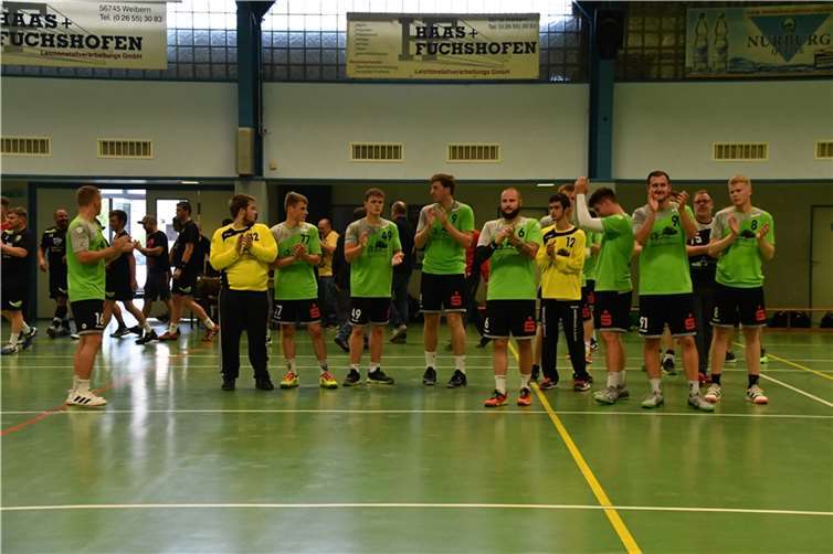 Die Mannschaft bedankt sich bei den mitgereisten Fans für die Unterstützung ( Foto Anke Bous).Foto: privat