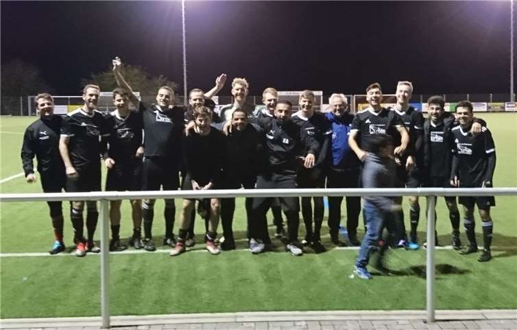 Die Mannschaft der SG Niederzissen/Wehr nach dem Sieg gegen SG Herresbach.Foto: privat